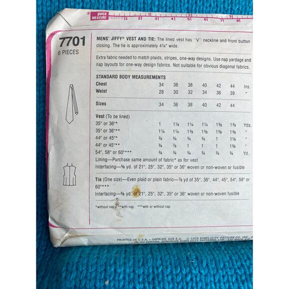 Simplicity 7701 Sewing pattern vest wide neck tie 1970s size 40 - Picture 4 of 5